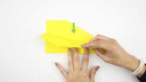 كيفية صنع طائرة من الورق