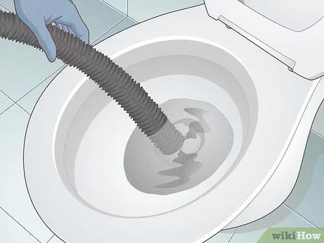 صورة عنوانها Unclog a Toilet Step 18